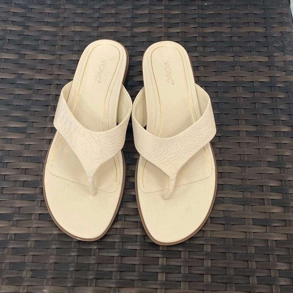 Vionic Agave sandals, women’s size 12